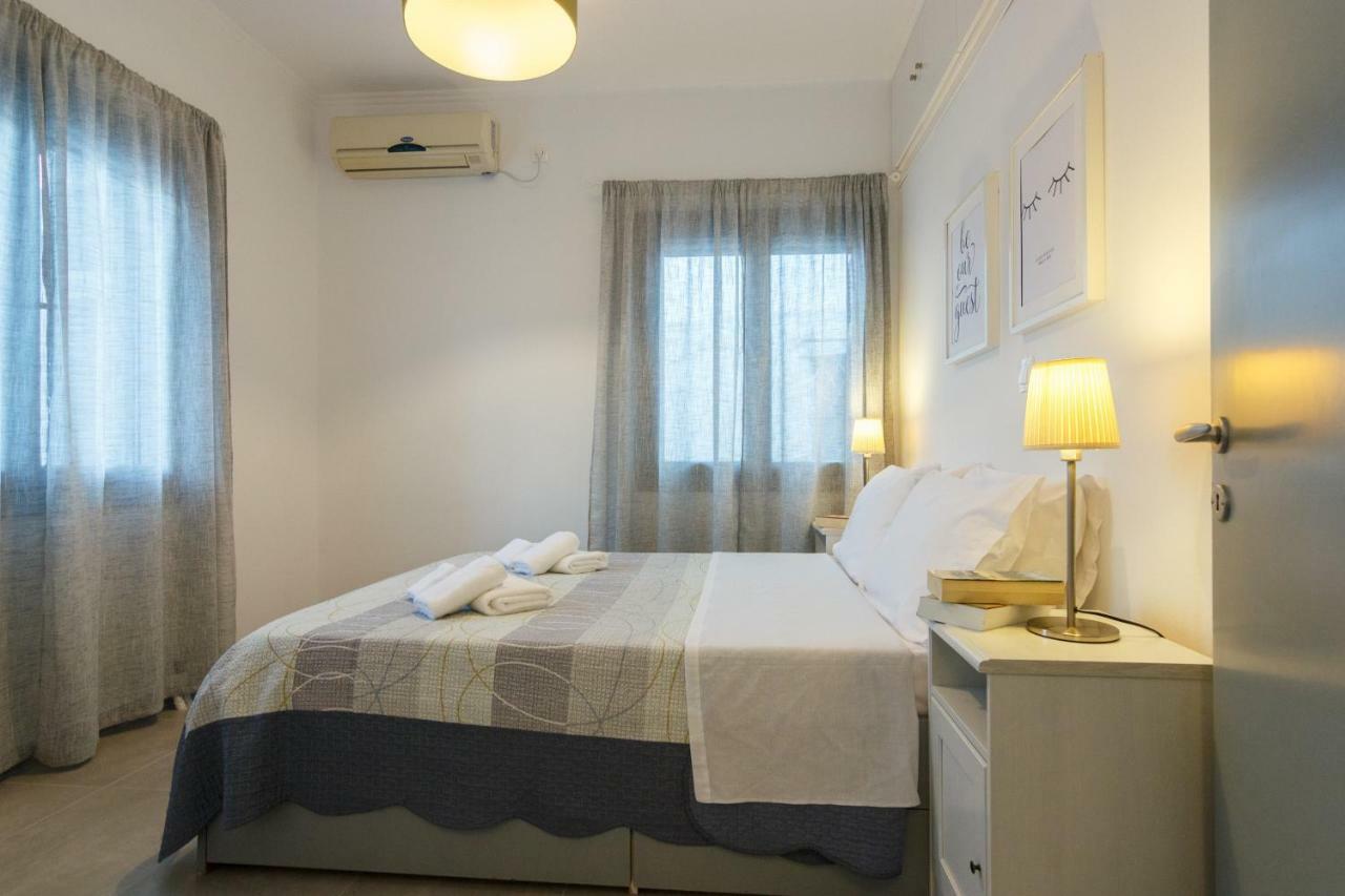 Infinity Apartment Leonídion Екстериор снимка